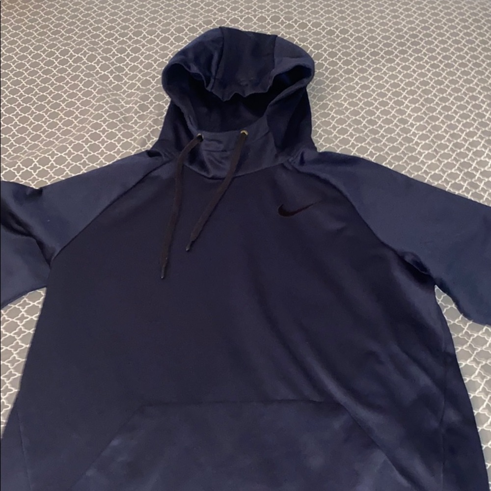 Nike thermal dri fit pull over hoodie